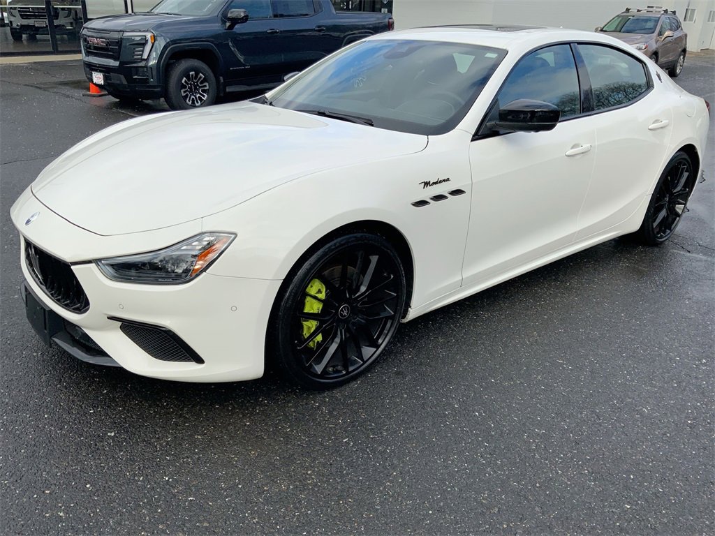 Used 2022 Maserati Ghibli Modena Q4 image 43
