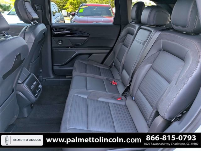 Used 2024 Lincoln Nautilus Reserve w/ Equipment Group 202A AWD/4WD image 15