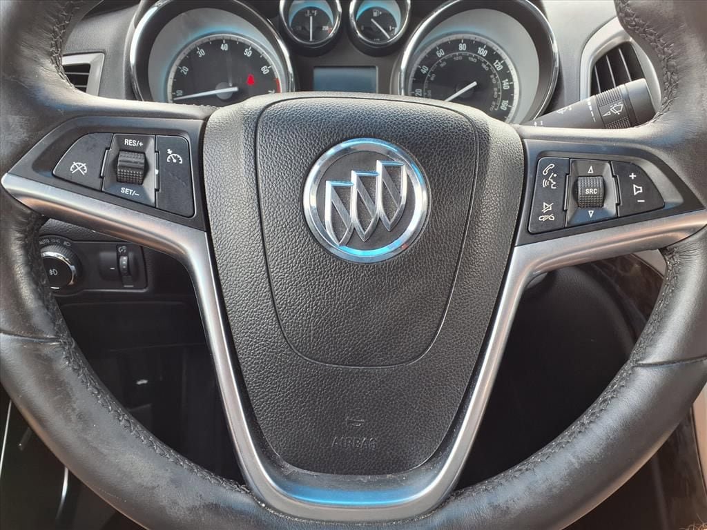 Used 2012 Buick Verano Leather FWD image 17