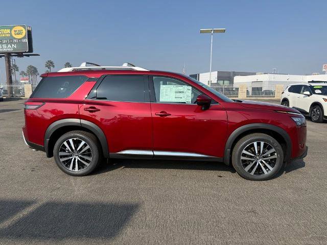 New 2025 Nissan Pathfinder Platinum image 7