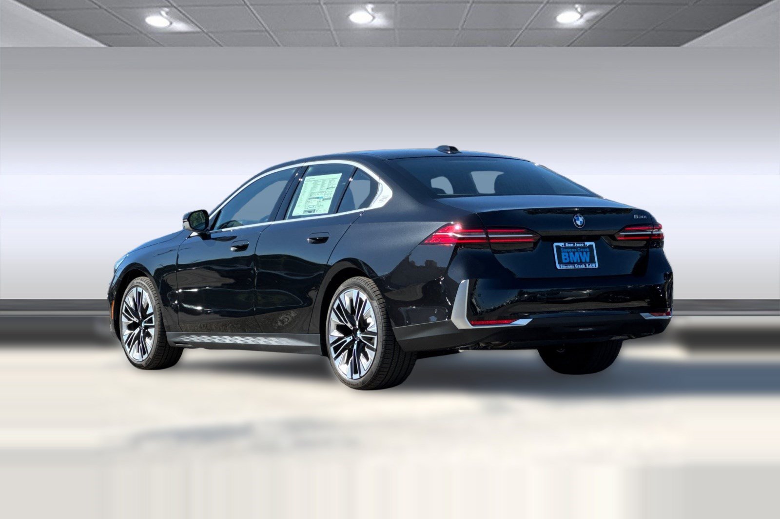 Used 2026 BMW 530i w/ Premium Package RWD image 3