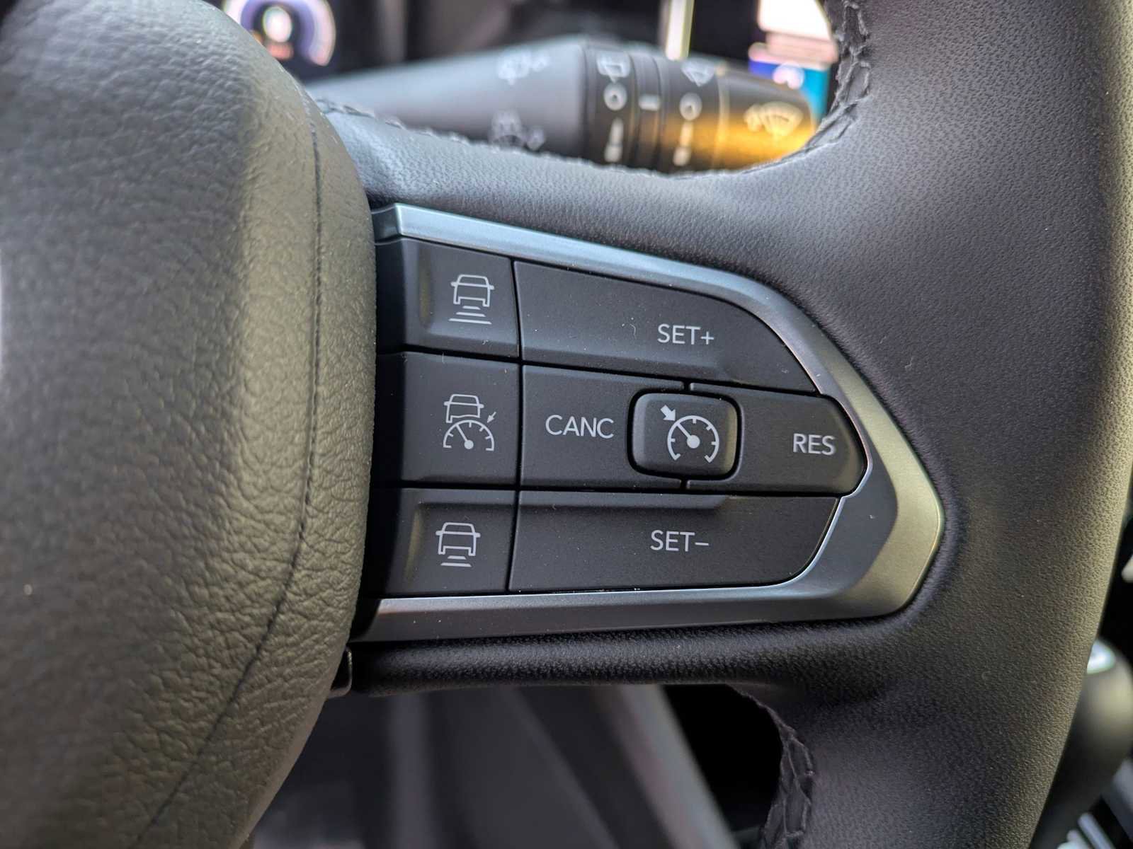 New 2026 Jeep Compass Limited w/ Sun, Sound & Navigation Group AWD/4WD image 15