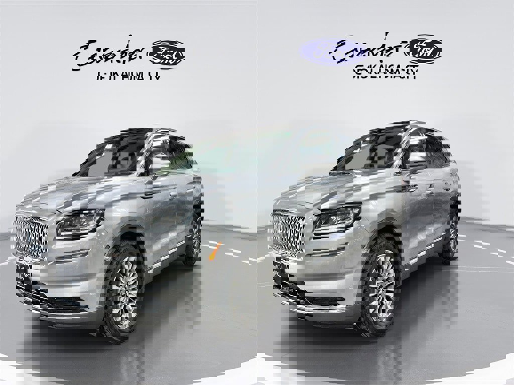 Used 2021 Lincoln Nautilus Reserve image 4