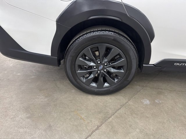 Used 2023 Subaru Outback Onyx Edition image 27