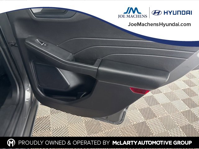 Used 2022 Ford Escape SE w/ SE Sport Appearance Package image 25