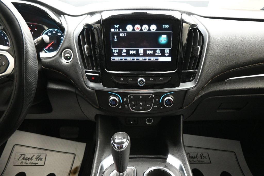 Used 2019 Chevrolet Traverse LT FWD image 18