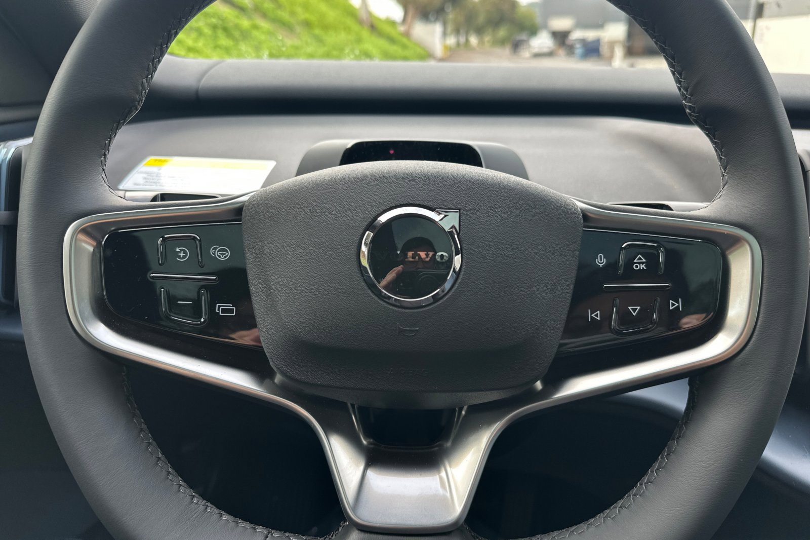 New 2026 Volvo EX30 Plus AWD/4WD image 20