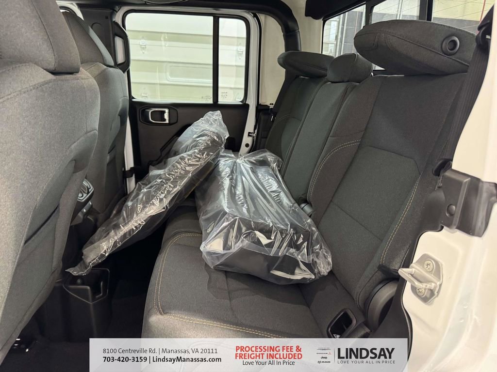 New 2026 Jeep Gladiator Sport AWD/4WD image 19