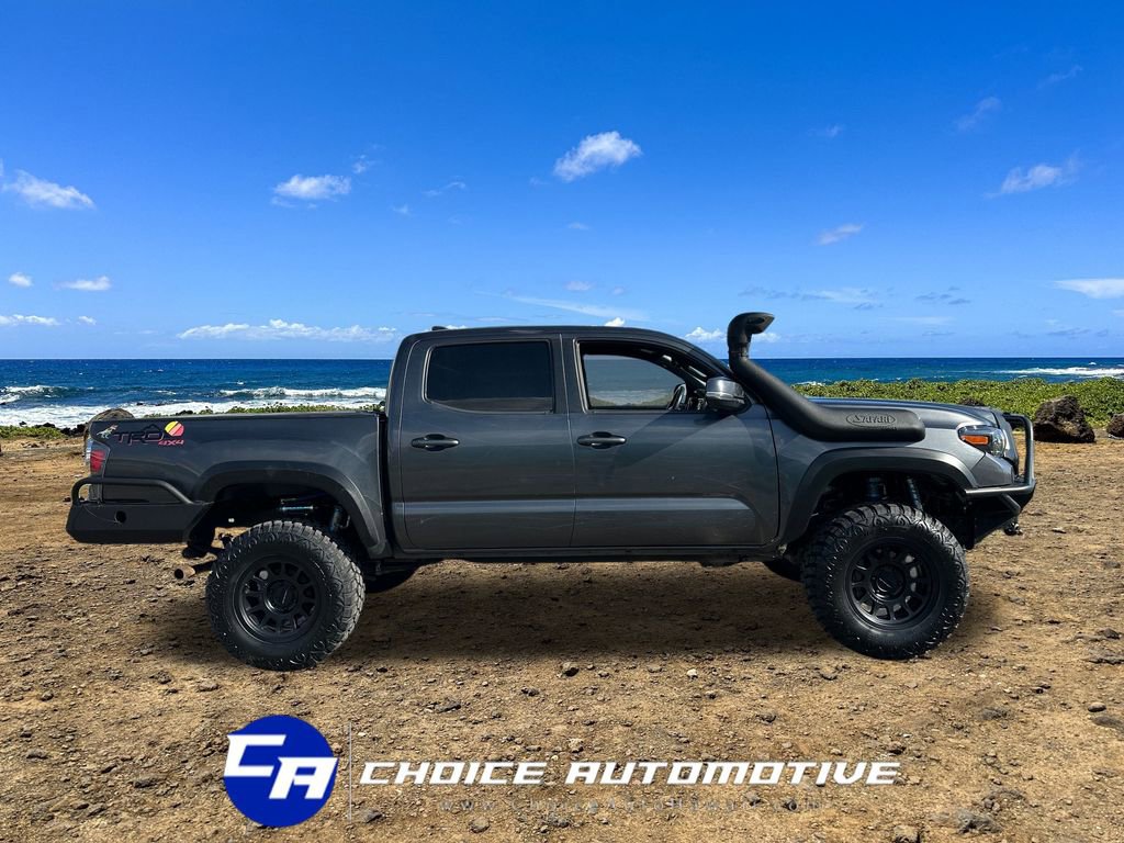 Used 2019 Toyota Tacoma TRD Off-Road image 9