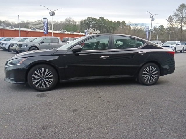 Used 2024 Nissan Altima 2.5 SV image 6