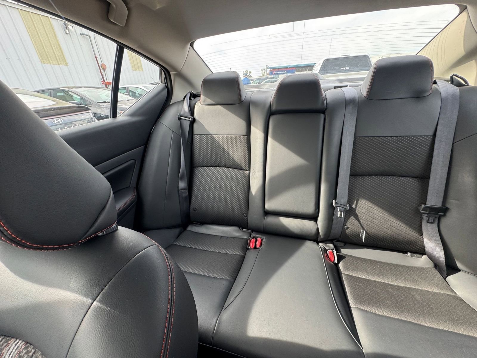 Used 2025 Nissan Altima 2.5 SR image 39