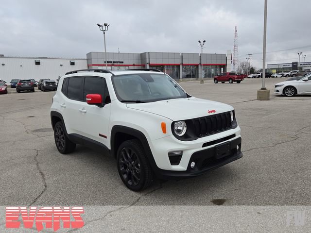 Used 2023 Jeep Renegade Latitude w/ Sun/Sound Group image 1