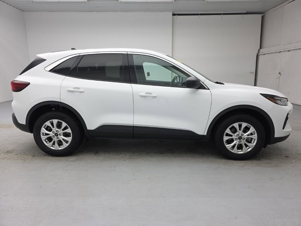 Used 2023 Ford Escape Active image 12
