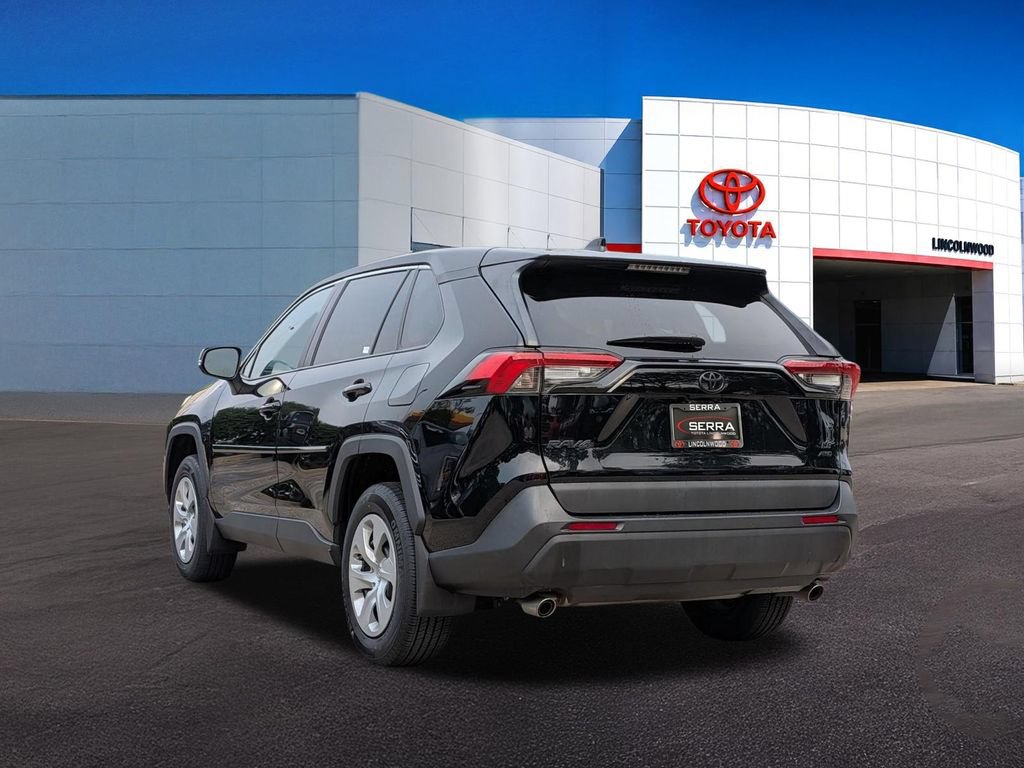 Used 2022 Toyota RAV4 LE AWD/4WD image 12