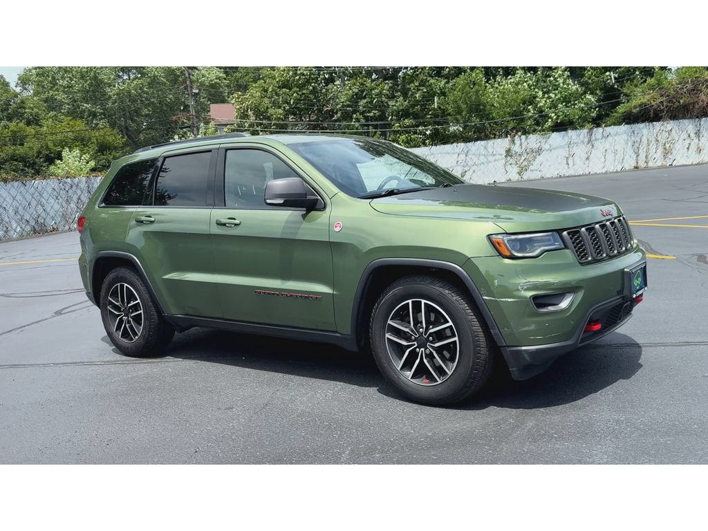 Used 2020 Jeep Grand Cherokee Trailhawk w/ Premium Lighting Group AWD/4WD image 2