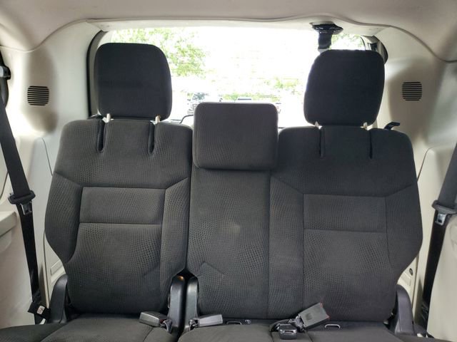 Used 2016 Dodge Grand Caravan SXT w/ Rear Park Assist Package FWD image 11