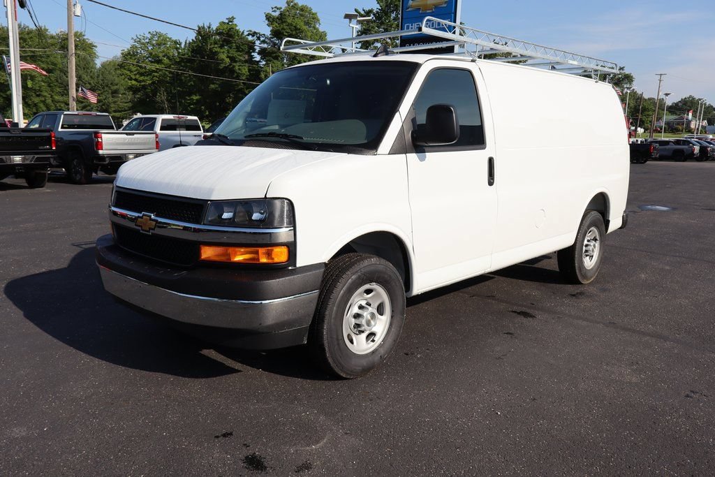New 2025 Chevrolet Express 2500 w/ Driver Convenience Package RWD image 26