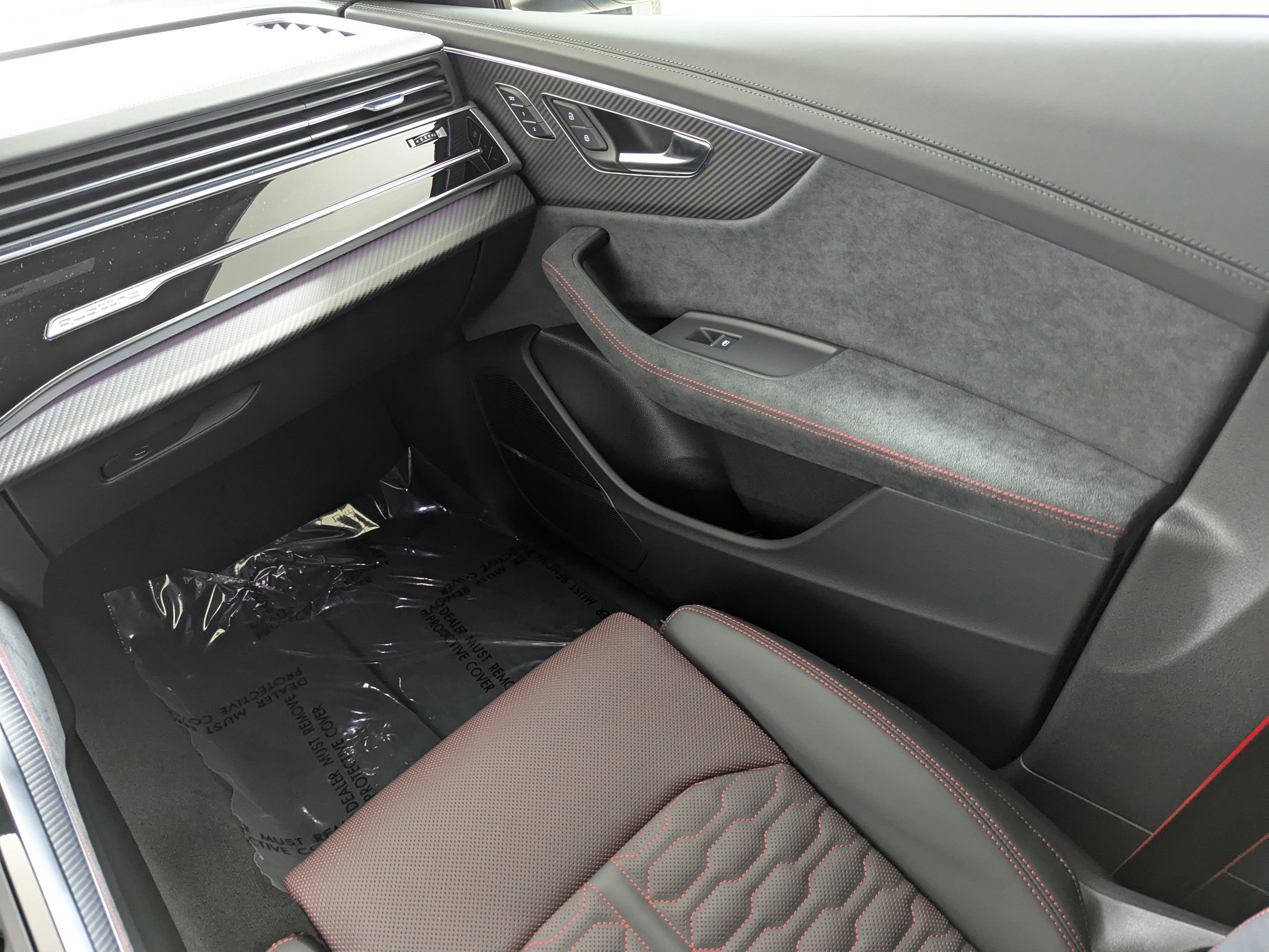 New 2026 Audi RS Q8 performance image 11