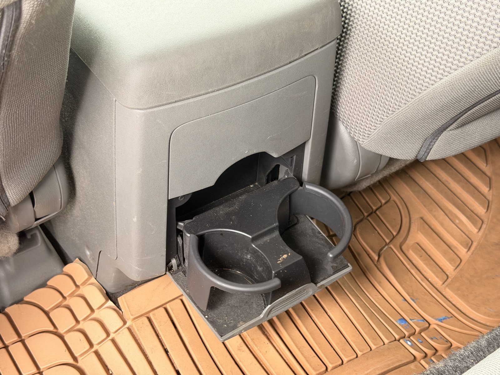 Used 2020 Nissan Frontier SV w/ Midnight Edition Floor Mats RWD image 37