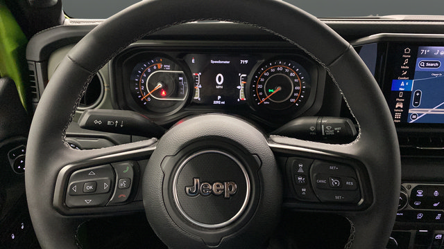 Certified 2025 Jeep Gladiator Mojave AWD/4WD image 15