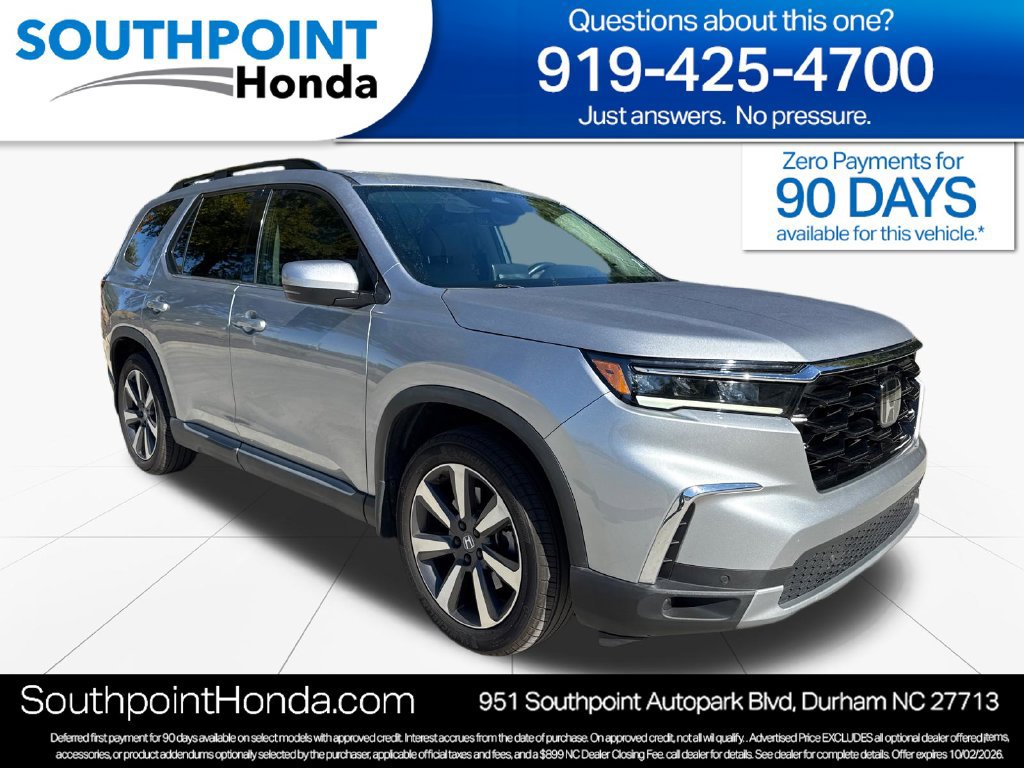 Used 2025 Honda Pilot Touring image 1