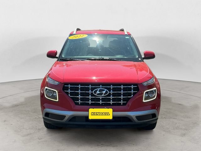 Used 2022 Hyundai Venue Limited FWD image 2
