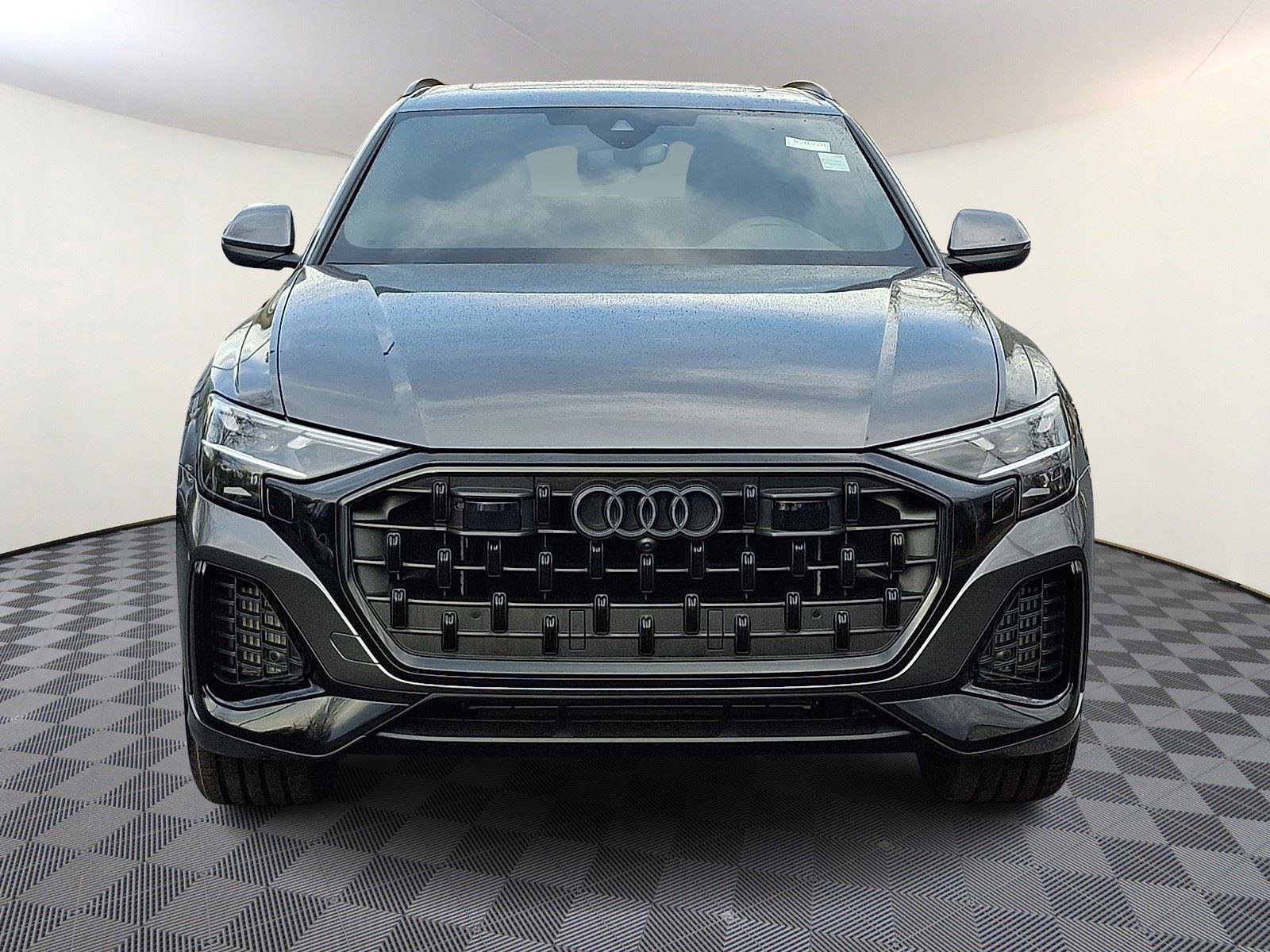New 2026 Audi Q8 Premium image 2