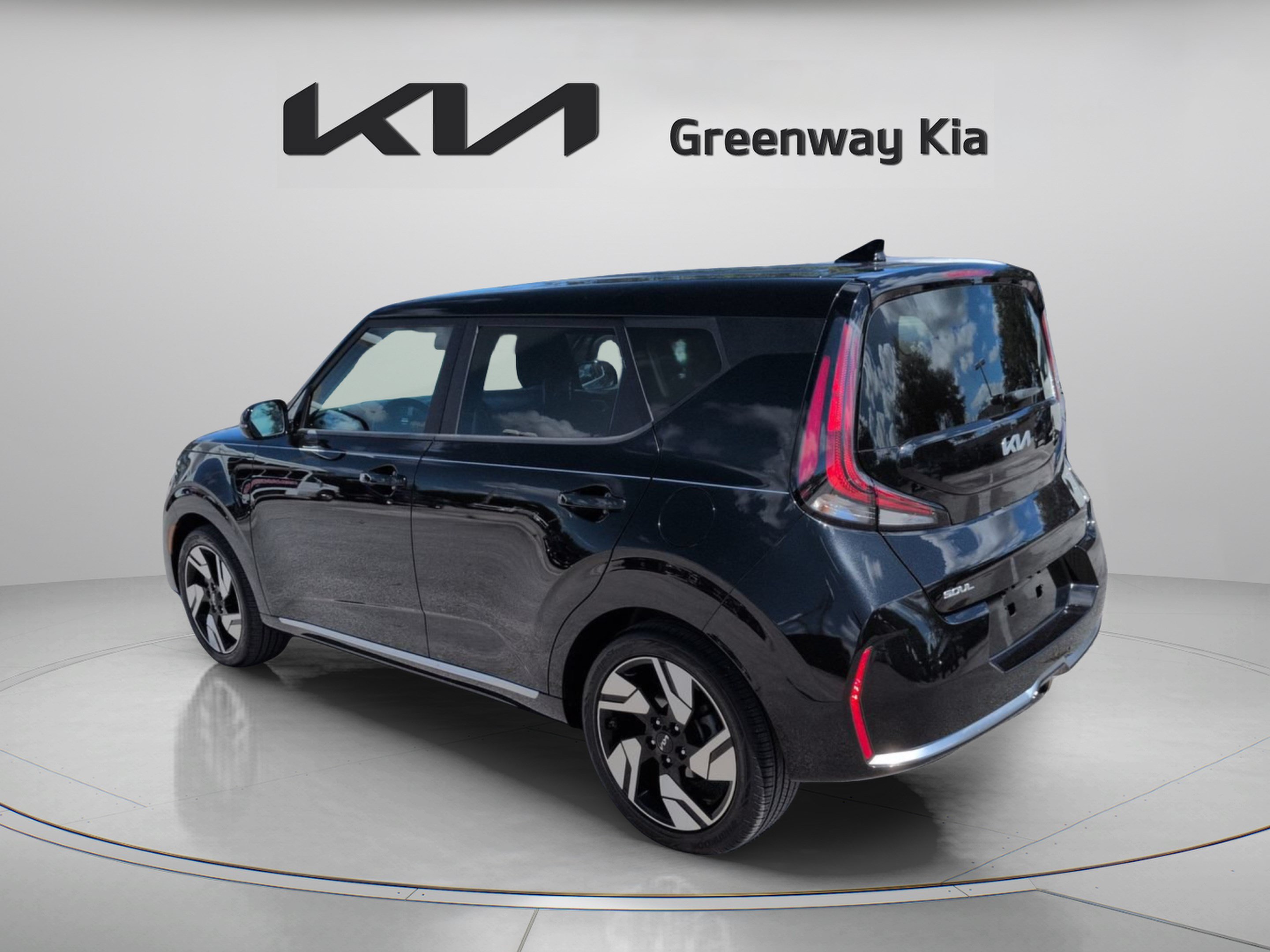Certified 2025 Kia Soul GT-Line FWD image 8