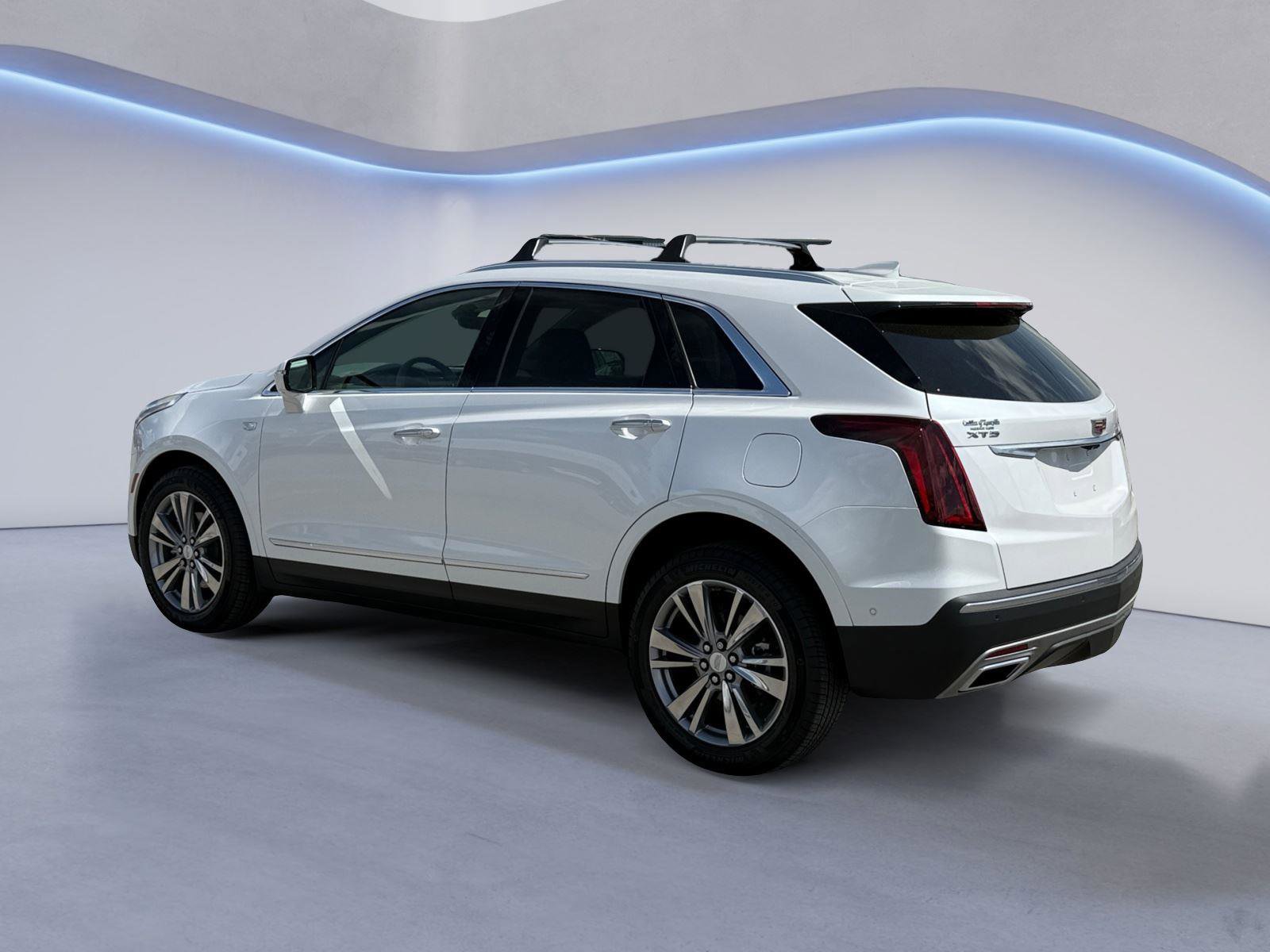 New 2026 Cadillac XT5 Premium Luxury w/ Driver Assist Package FWD image 5