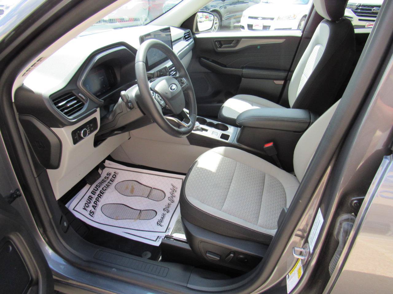 Used 2023 Ford Escape Active w/ Tech Pack #1 AWD/4WD image 8