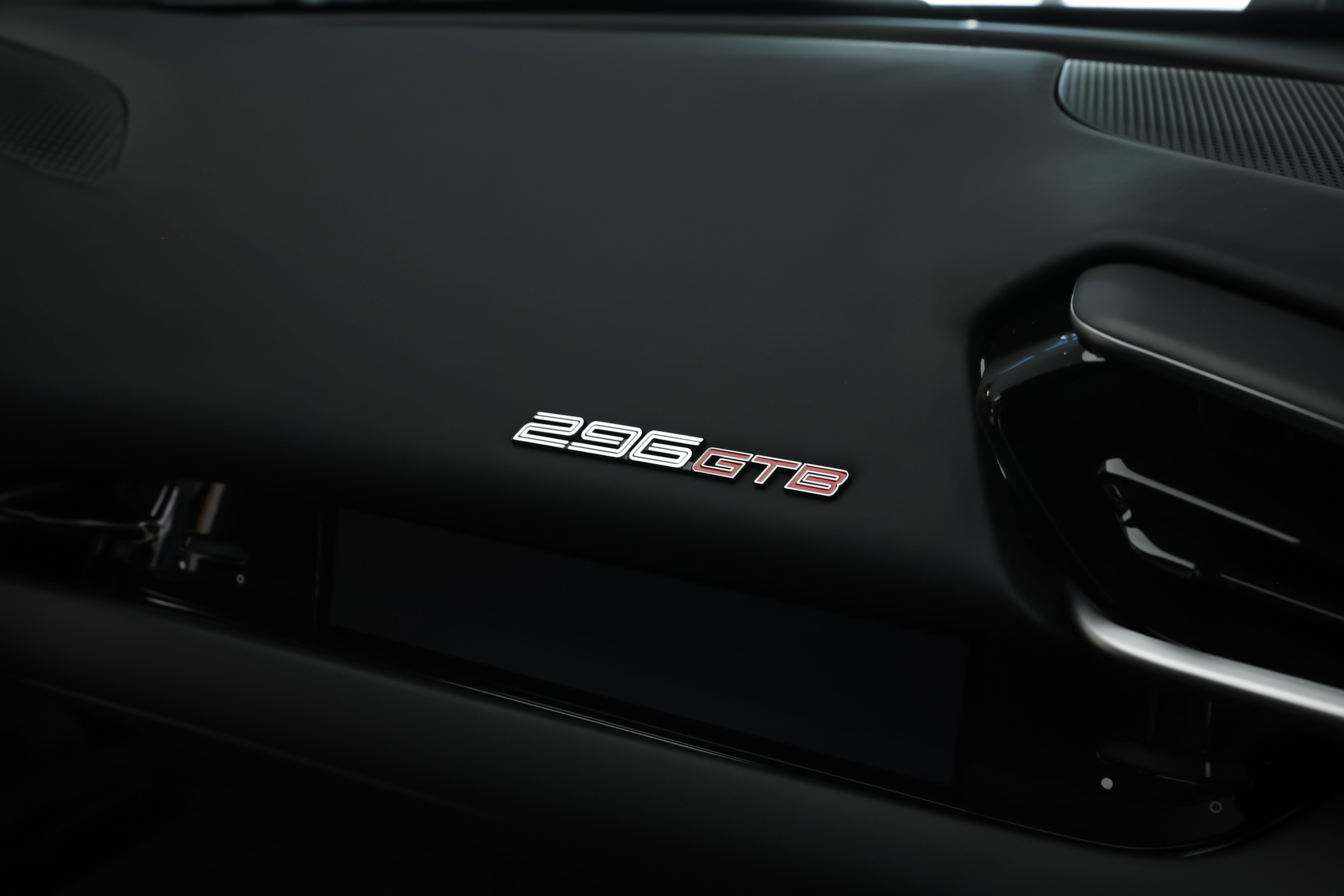 Used 2023 Ferrari 296 GTB RWD image 34
