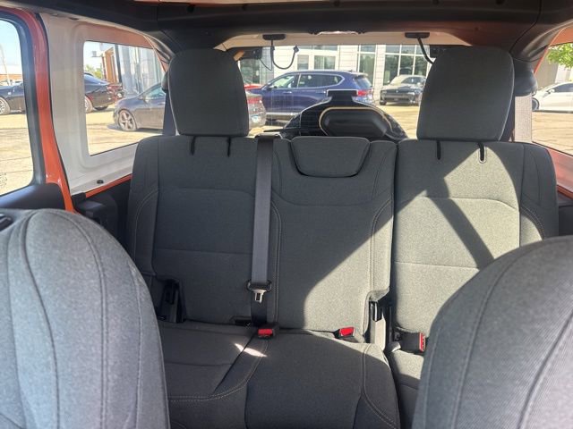 Used 2025 Jeep Wrangler Unlimited Sport AWD/4WD image 10