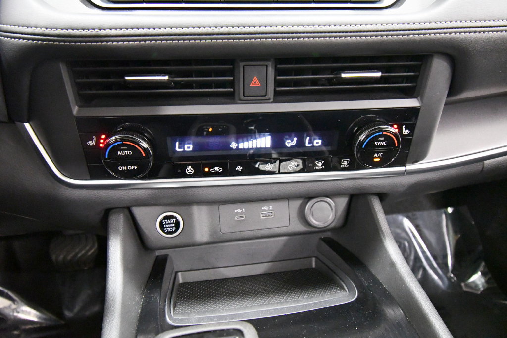 Used 2023 Nissan Rogue SV w/ SV Premium B Package AWD/4WD image 26