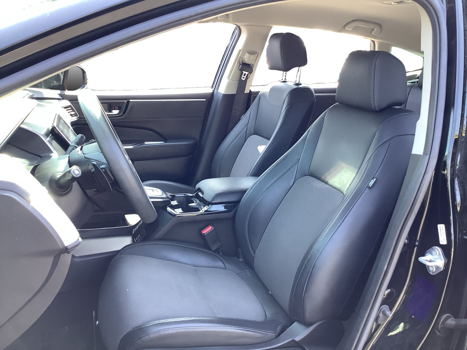 Used 2018 Honda Clarity Plug-In Hybrid image 9