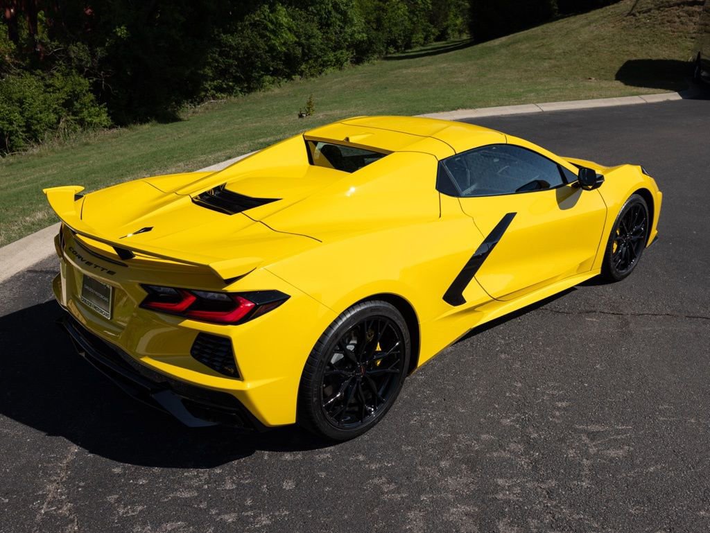 Used 2026 Chevrolet Corvette Stingray Premium Conv w/ Z51 Performance Package RWD image 57