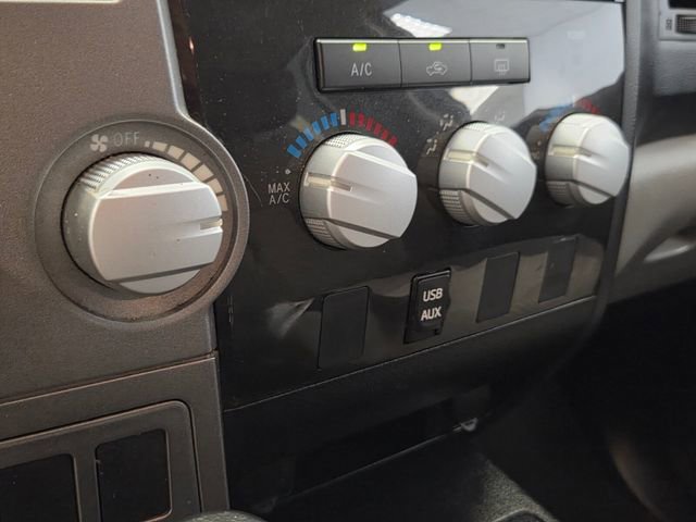 Used 2013 Toyota Tundra 2WD CrewMax w/ SR5 Pkg image 17