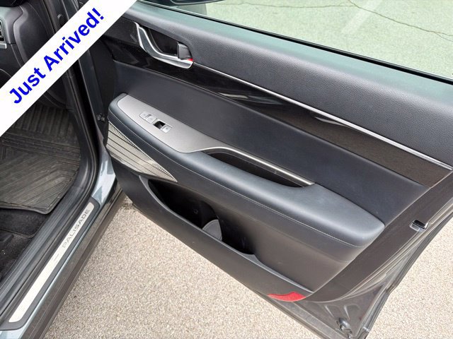 Used 2021 Hyundai Palisade Limited FWD image 28