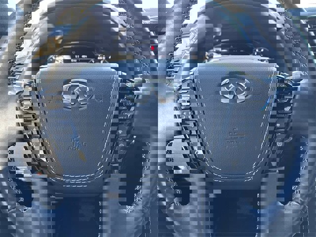 Used 2020 INFINITI QX80 Limited w/ All-Season Package image 32