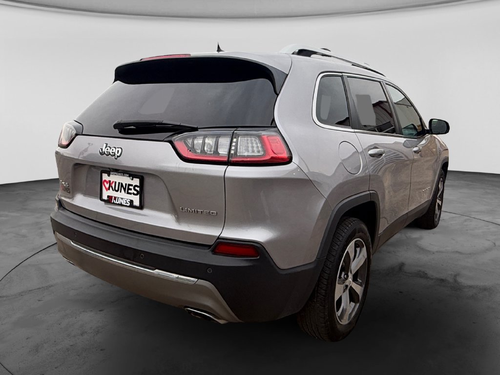 Used 2019 Jeep Cherokee Limited AWD/4WD image 8