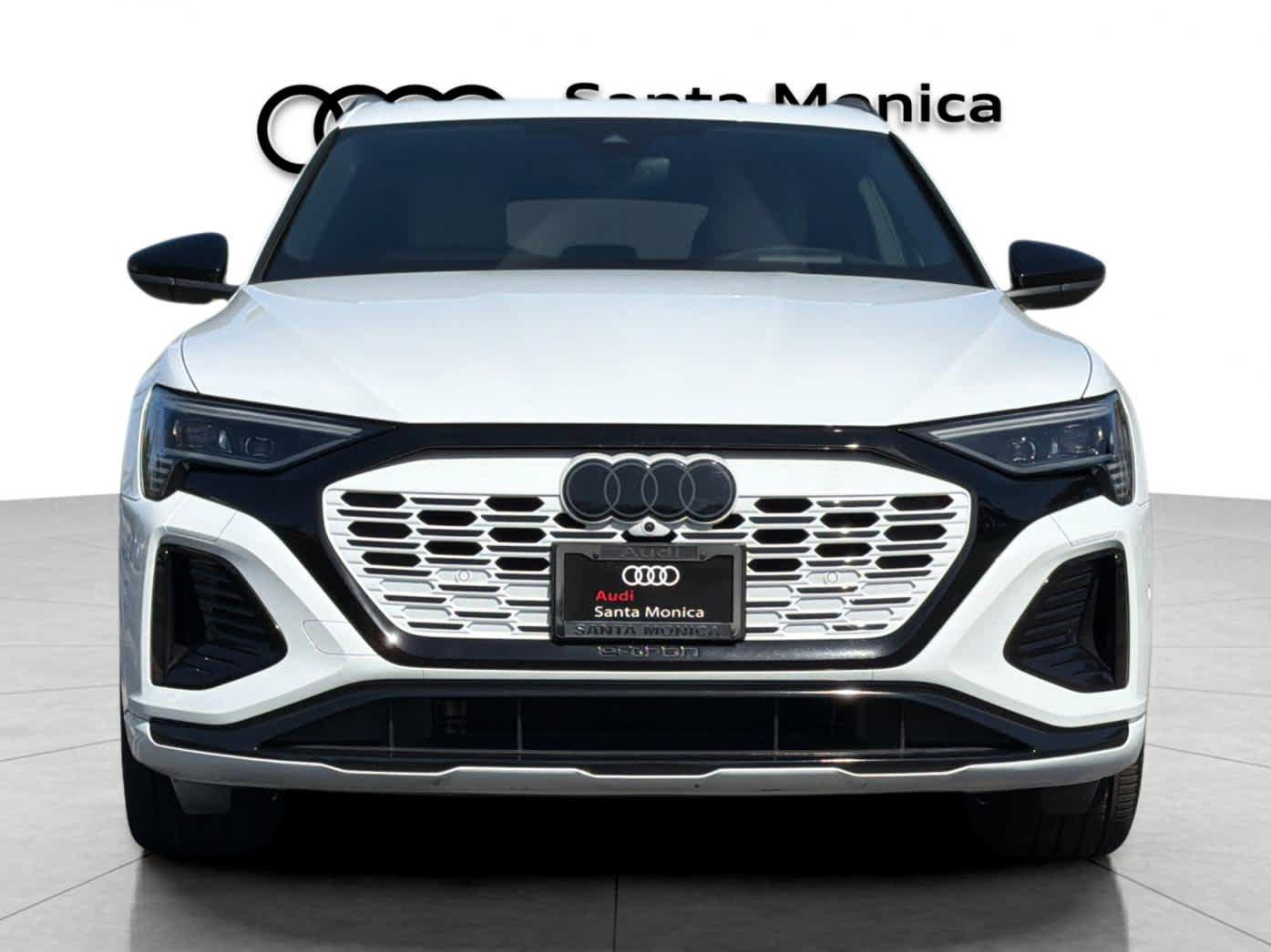 Used 2024 Audi Q8 e-tron Premium Plus w/ Prestige Package AWD/4WD image 10