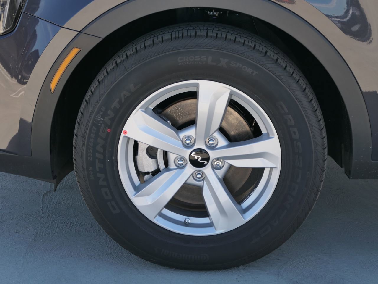 New 2026 Kia Sorento LX image 9