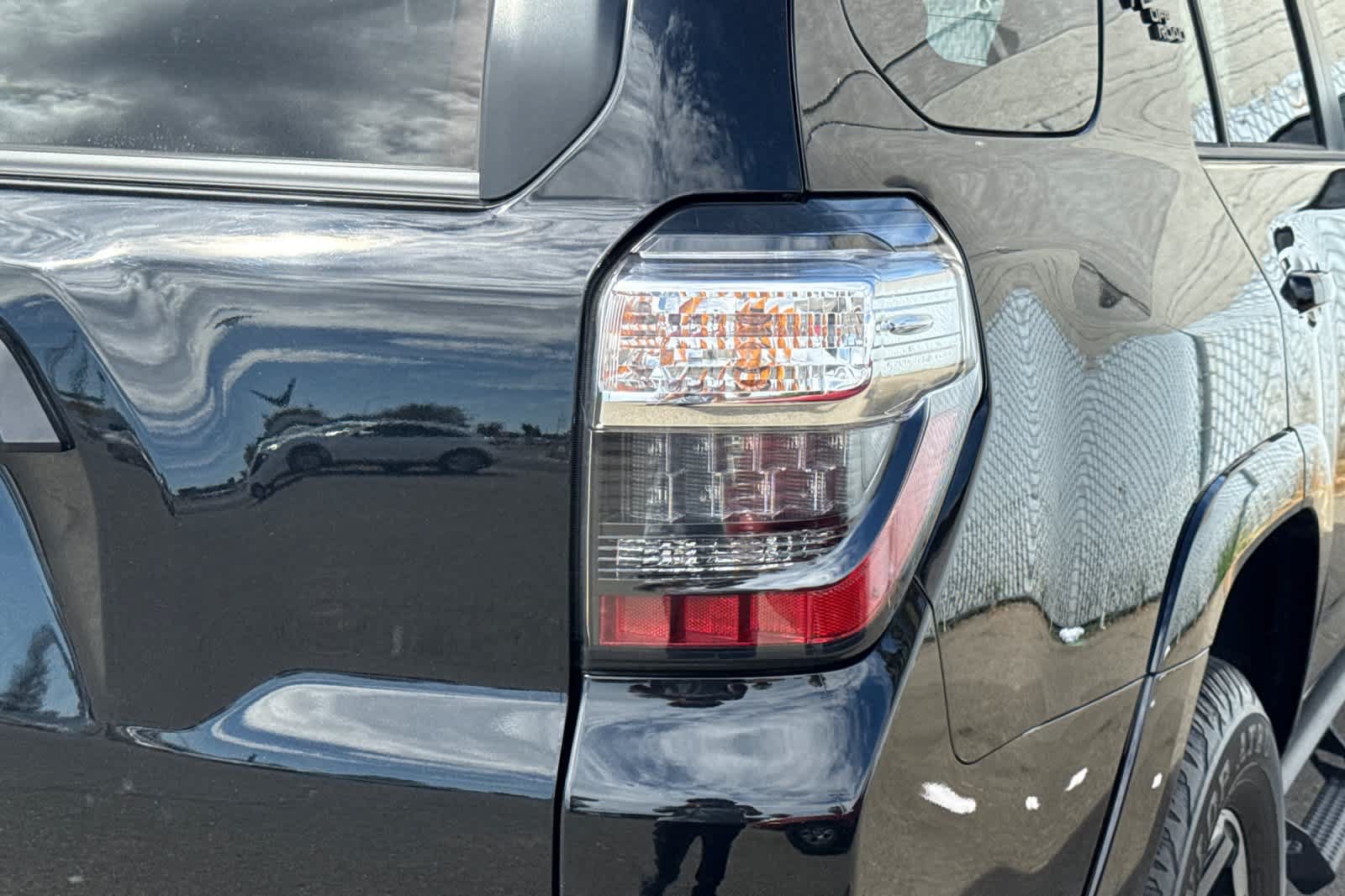 Used 2024 Toyota 4Runner TRD Off-Road Premium w/ Moonroof Package AWD/4WD image 21