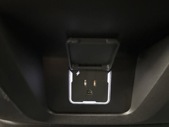 New 2026 Chevrolet Suburban Premier image 28