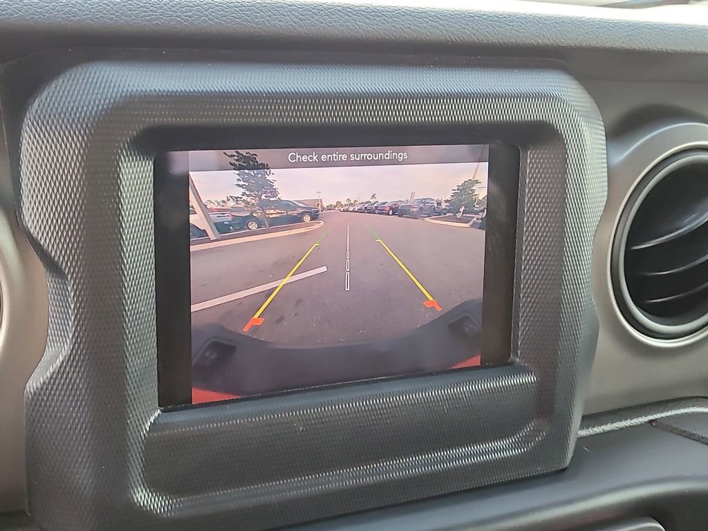 Certified 2020 Jeep Gladiator Sport w/ Quick Order Package 24S image 19