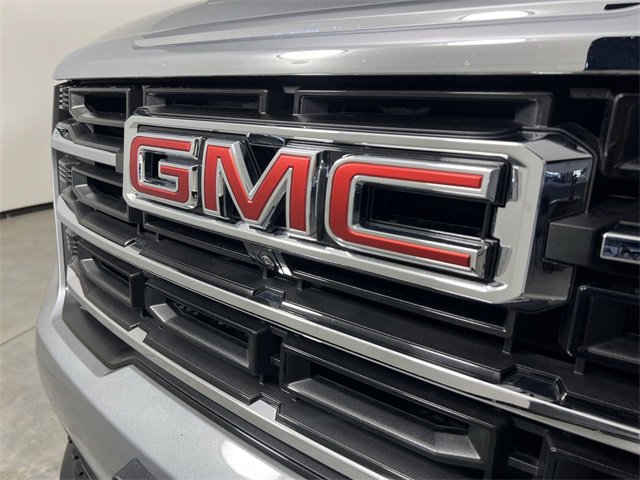 Used 2025 GMC Acadia Elevation image 32