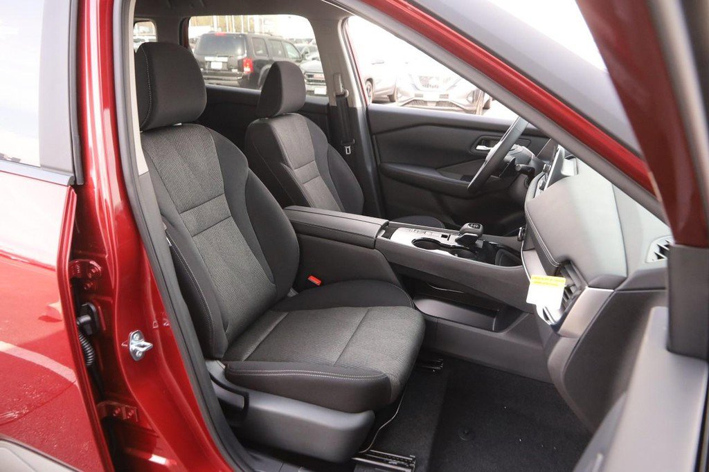 New 2026 Nissan Rogue SV w/ Cold Weather Package image 27
