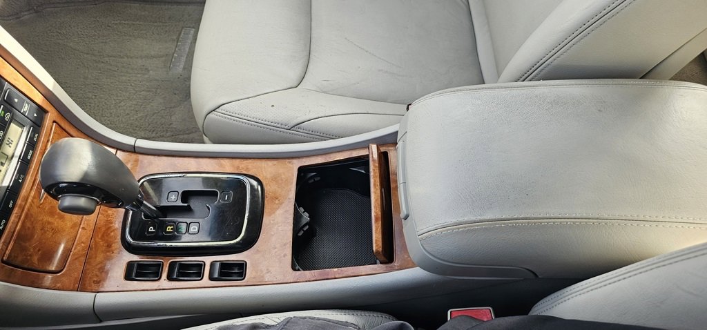 Used 2006 Kia Amanti image 16