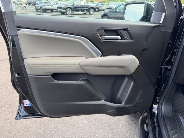New 2026 Chevrolet Colorado ZR2 AWD/4WD image 18