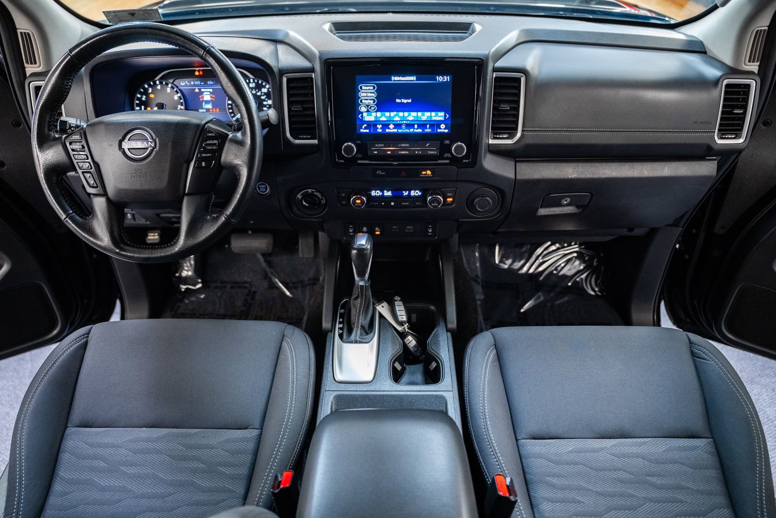Used 2024 Nissan Frontier SV w/ Technology Package AWD/4WD image 19