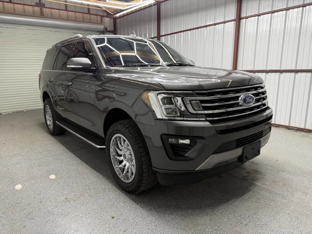 Used 2020 Ford Expedition XLT w/ Equipment Group 202A image 1